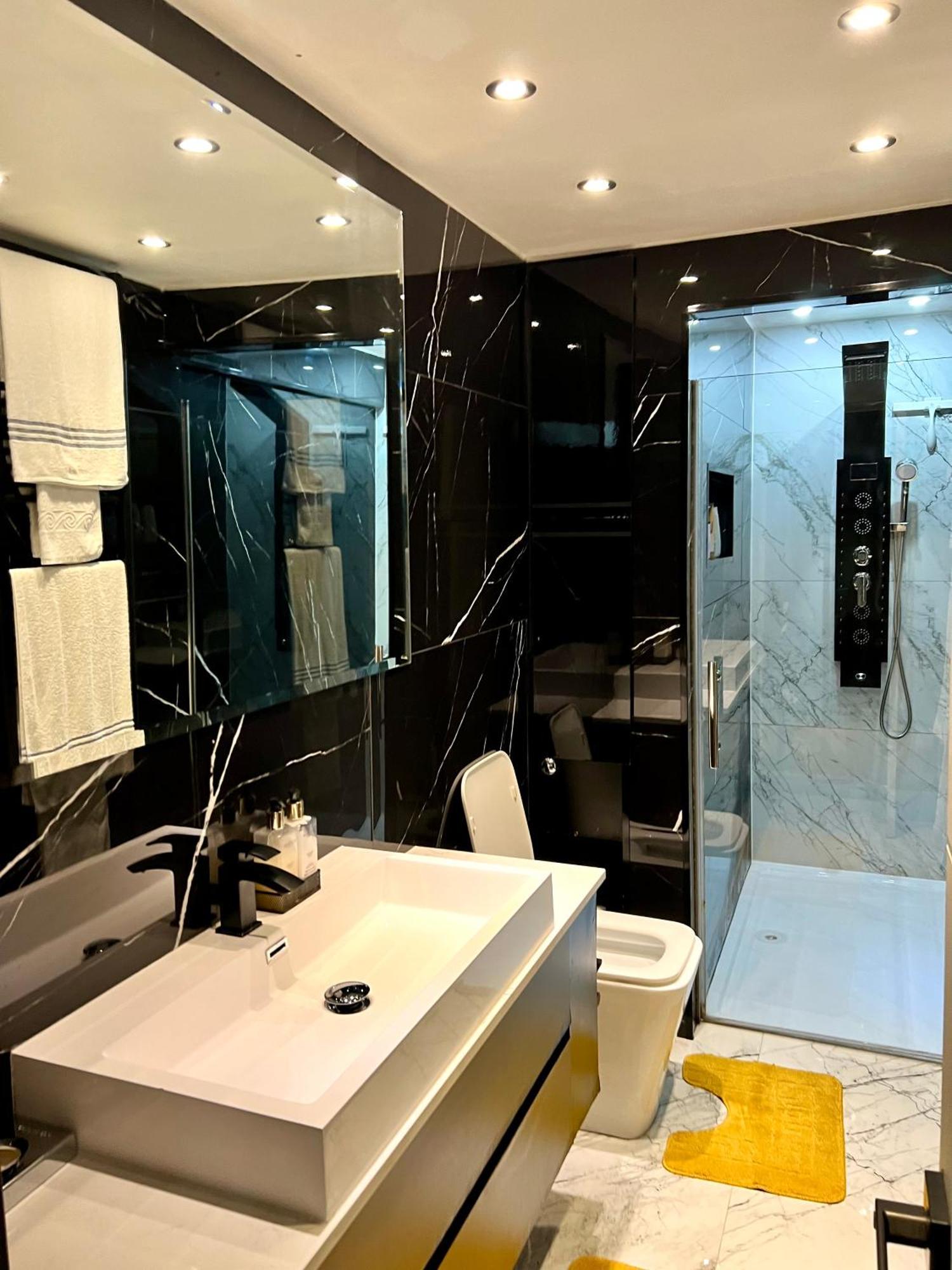 Exclusive Apartments South Kensington London Bagian luar foto